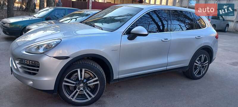 Позашляховик / Кросовер Porsche Cayenne 2013 в Дніпрі фото 13 Позашляховик / Кросовер Porsche Cayenne 2013 в Дніпрі