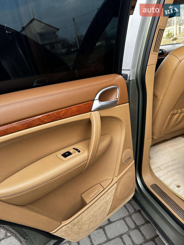 Внедорожник / Кроссовер Porsche Cayenne 2007 в Малине фото 14 Внедорожник / Кроссовер Porsche Cayenne 2007 в Малине