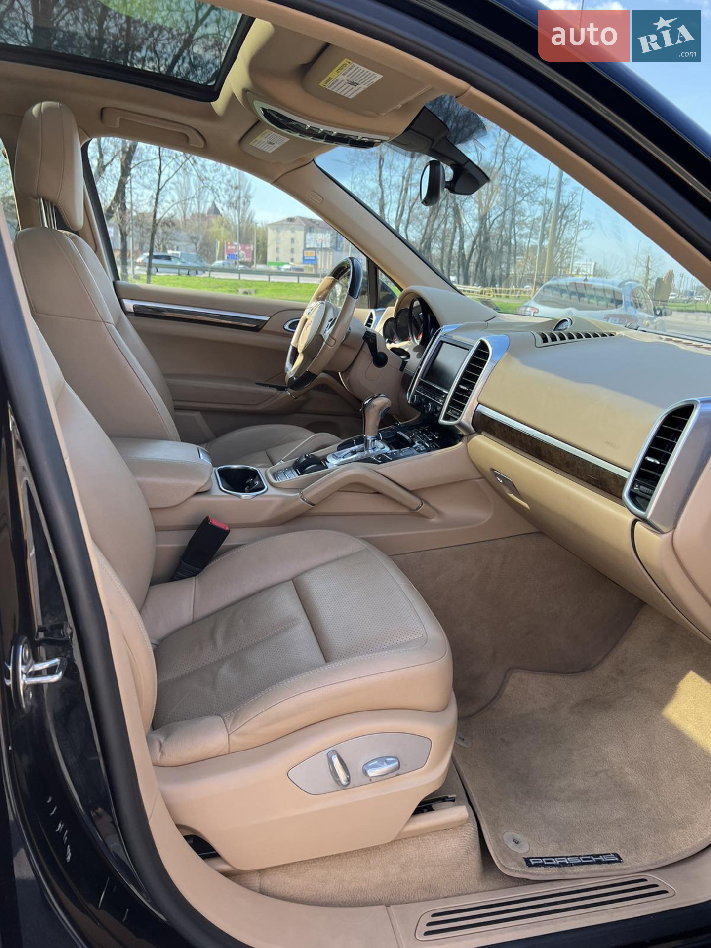 2014 Porsche Cayenne - мініатюра 23
