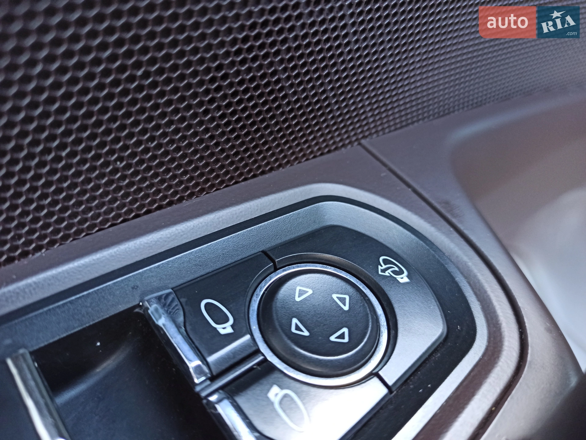 2012 Porsche Cayenne - мініатюра 15