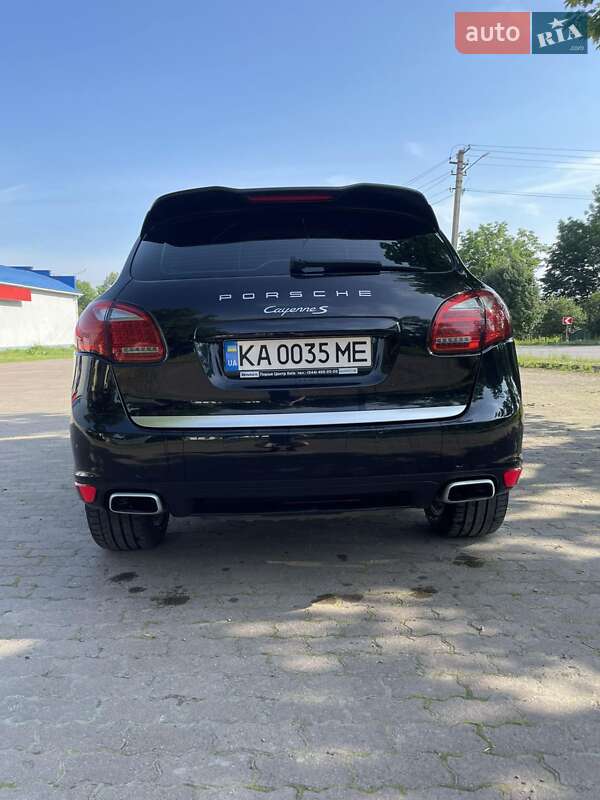 Внедорожник / Кроссовер Porsche Cayenne 2010 в Ивано-Франковске