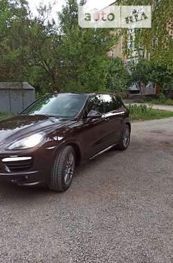 Внедорожник / Кроссовер Porsche Cayenne 2013 в Шполе