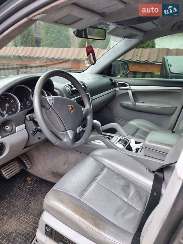 Внедорожник / Кроссовер Porsche Cayenne 2005 в Тячеве