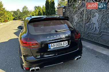 Внедорожник / Кроссовер Porsche Cayenne 2013 в 
