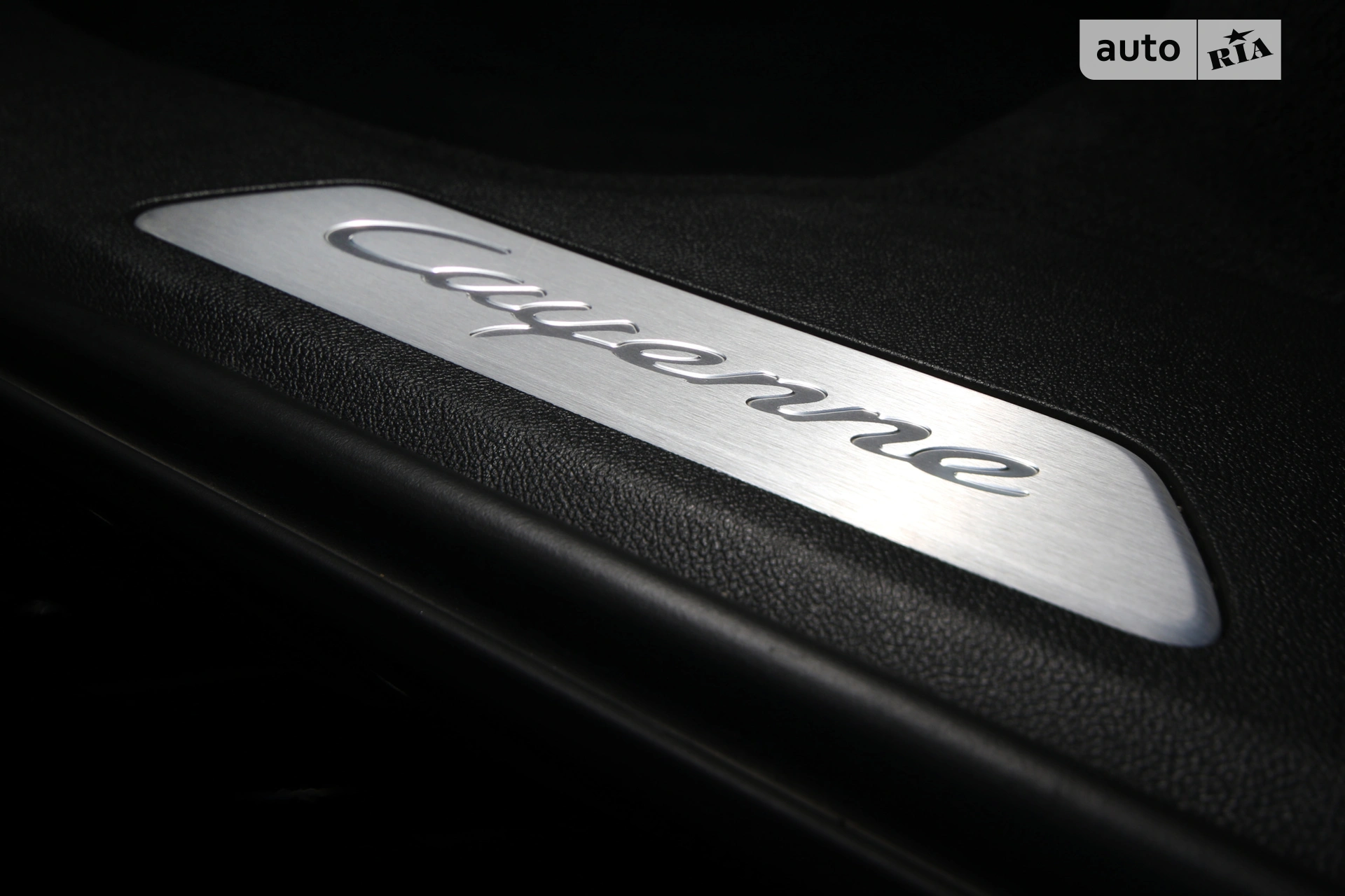 2019 Porsche Cayenne - мініатюра 32