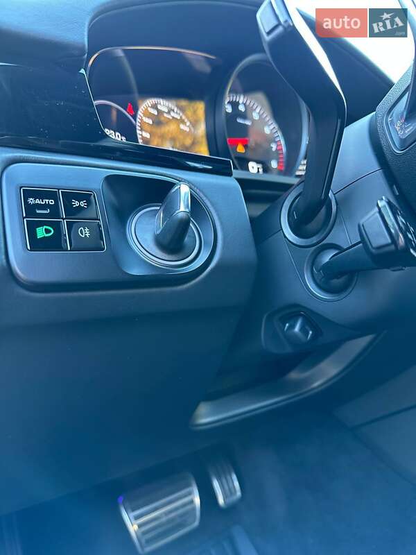 Внедорожник / Кроссовер Porsche Cayenne 2017 в Киеве