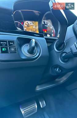 Внедорожник / Кроссовер Porsche Cayenne 2017 в 