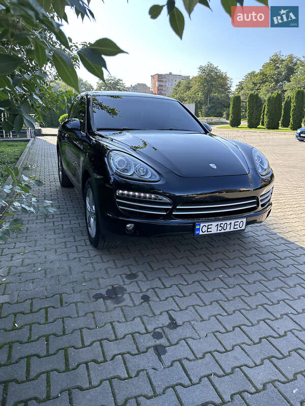 Внедорожник / Кроссовер Porsche Cayenne 2013 в Черновцах