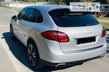 Внедорожник / Кроссовер Porsche Cayenne 2011 в Днепре