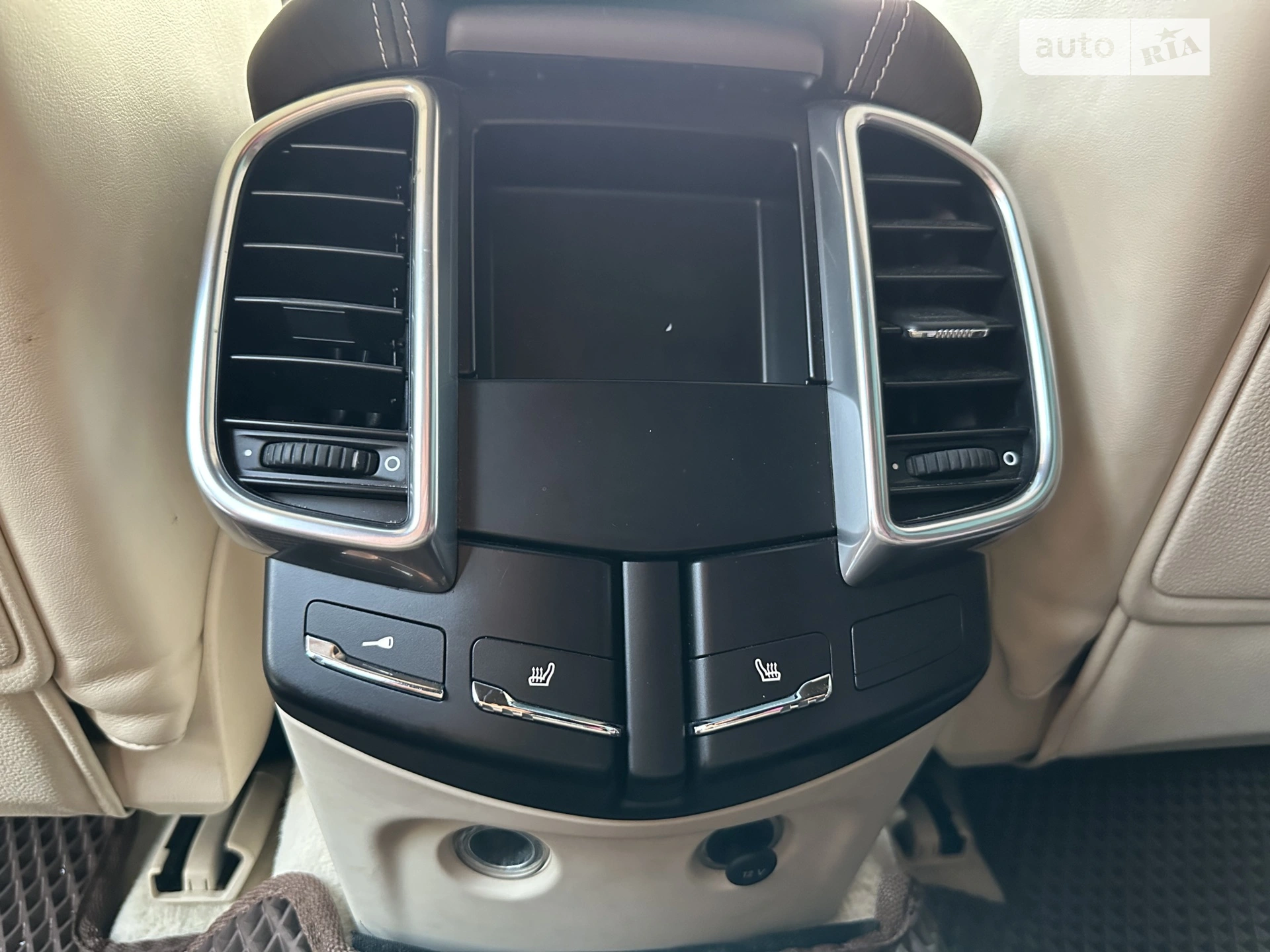 2011 Porsche Cayenne - мініатюра 29