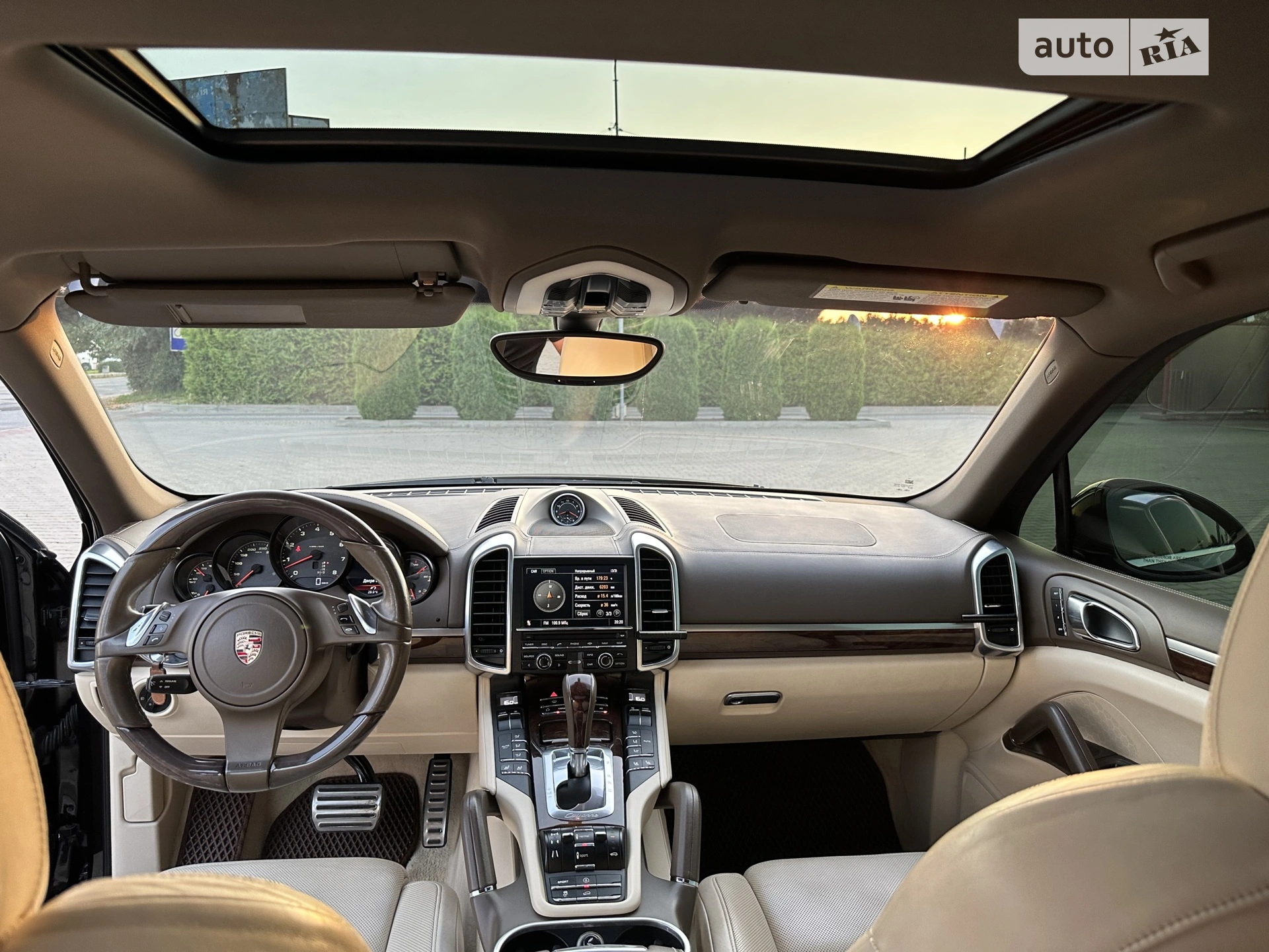 2011 Porsche Cayenne - мініатюра 31