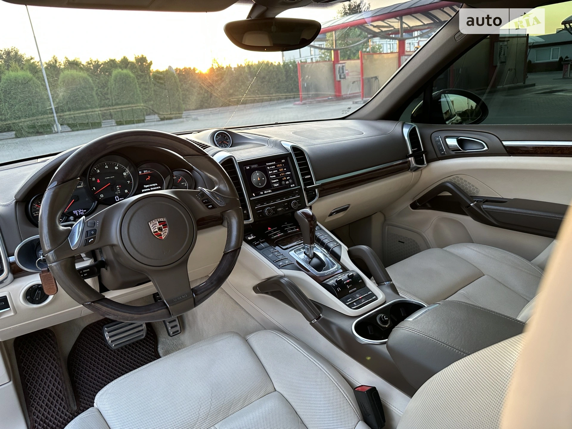 2011 Porsche Cayenne - мініатюра 32