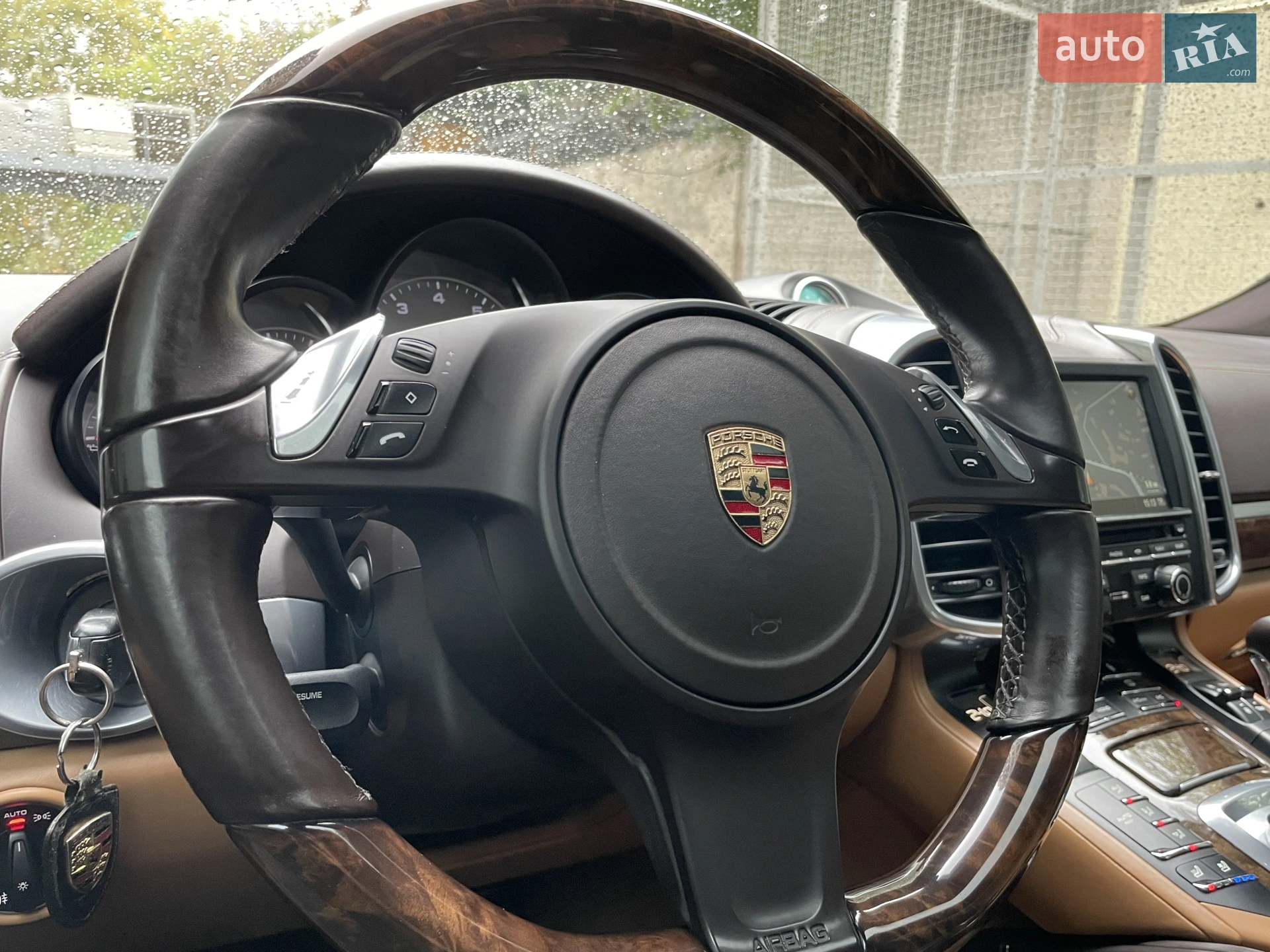 2012 Porsche Cayenne - мініатюра 31