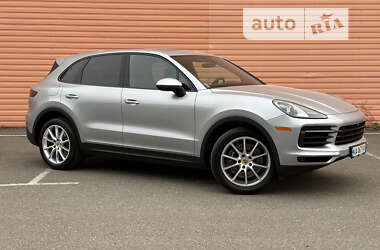 Внедорожник / Кроссовер Porsche Cayenne 2021 в 