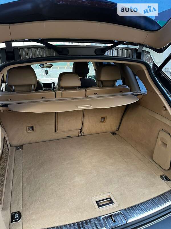 Внедорожник / Кроссовер Porsche Cayenne 2013 в Хмельницком