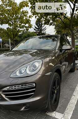 Внедорожник / Кроссовер Porsche Cayenne 2013 в 