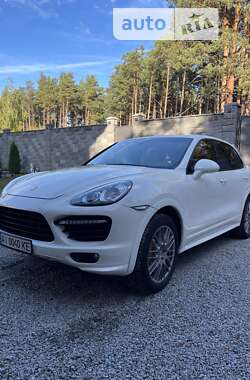 Позашляховик / Кросовер Porsche Cayenne 2011 в Києві