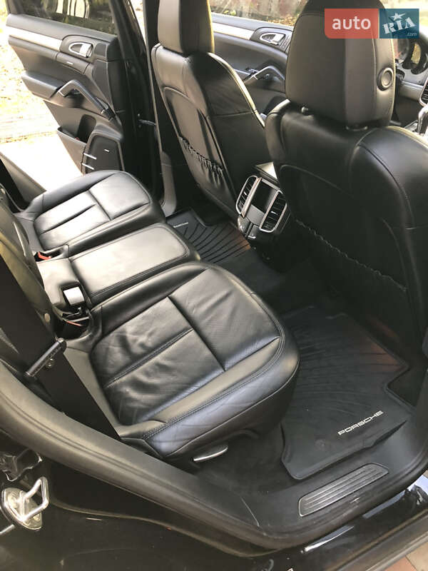 Внедорожник / Кроссовер Porsche Cayenne 2012 в Днепре фото 15 Внедорожник / Кроссовер Porsche Cayenne 2012 в Днепре