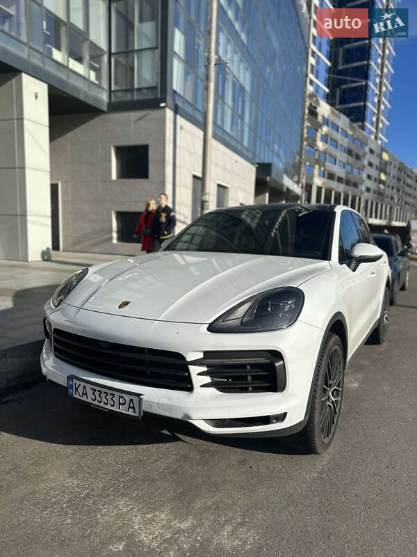 Porsche Cayenne 2019