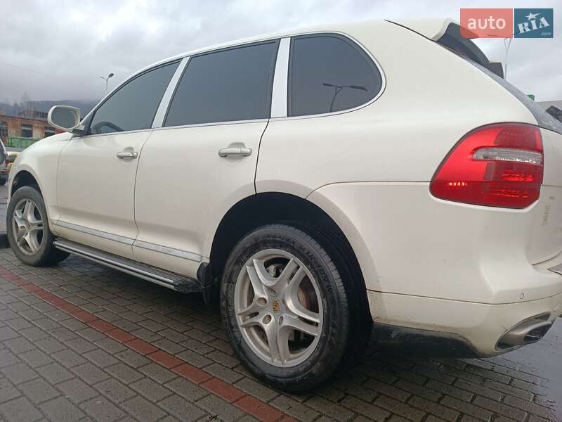 Позашляховик / Кросовер Porsche Cayenne 2008 в Сваляві