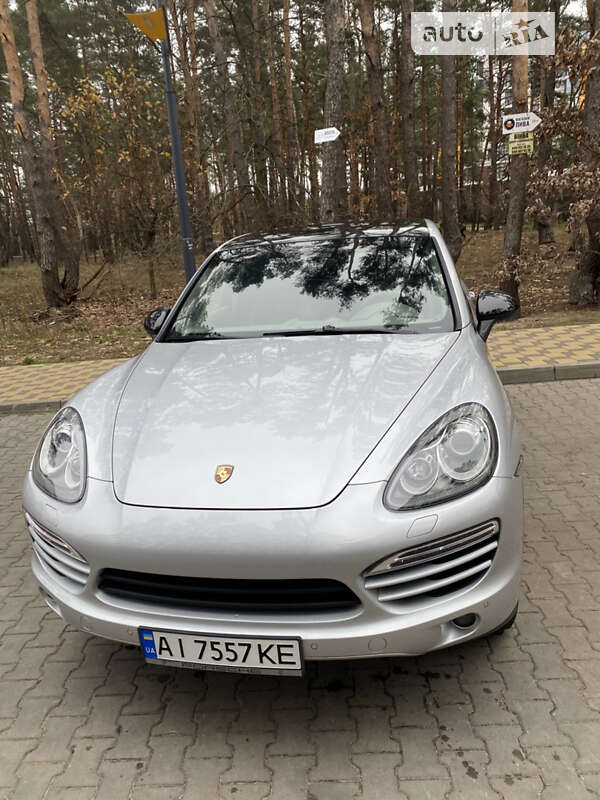 Внедорожник / Кроссовер Porsche Cayenne 2010 в Ивано-Франковске