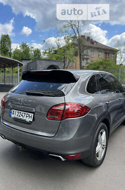 Внедорожник / Кроссовер Porsche Cayenne 2012 в 