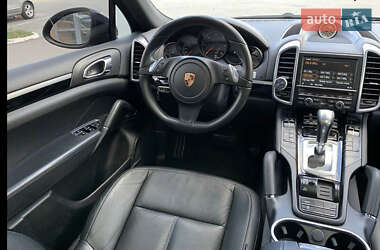 Внедорожник / Кроссовер Porsche Cayenne 2014 в Днепре