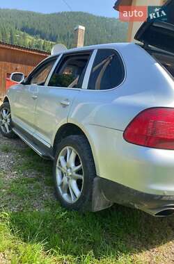 Внедорожник / Кроссовер Porsche Cayenne 2004 в Верховине