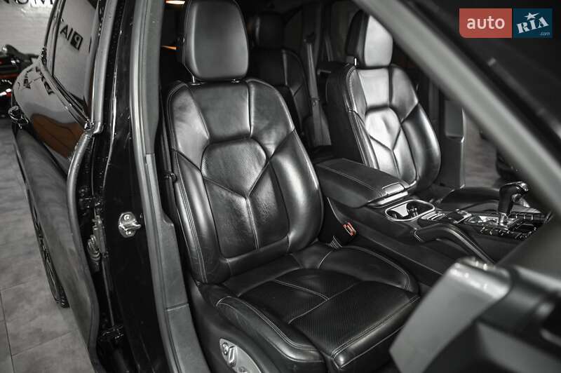 Внедорожник / Кроссовер Porsche Cayenne 2013 в Одессе
