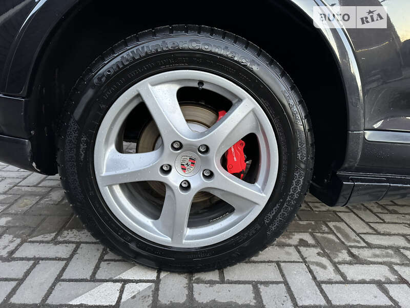 Позашляховик / Кросовер Porsche Cayenne 2009 в Івано-Франківську