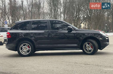 Позашляховик / Кросовер Porsche Cayenne 2008 в 