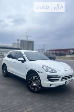 Внедорожник / Кроссовер Porsche Cayenne 2012 в Киеве