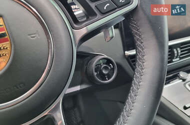 Внедорожник / Кроссовер Porsche Cayenne 2022 в 