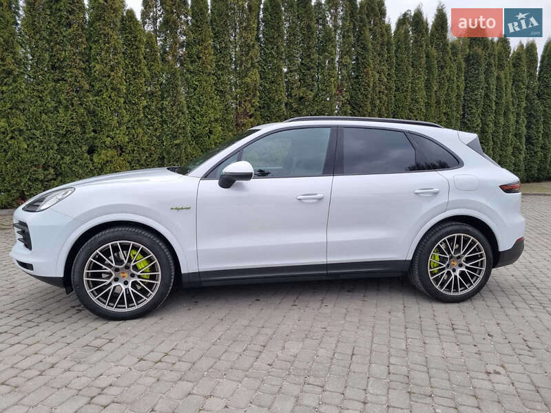 Позашляховик / Кросовер Porsche Cayenne 2022 в Тернополі