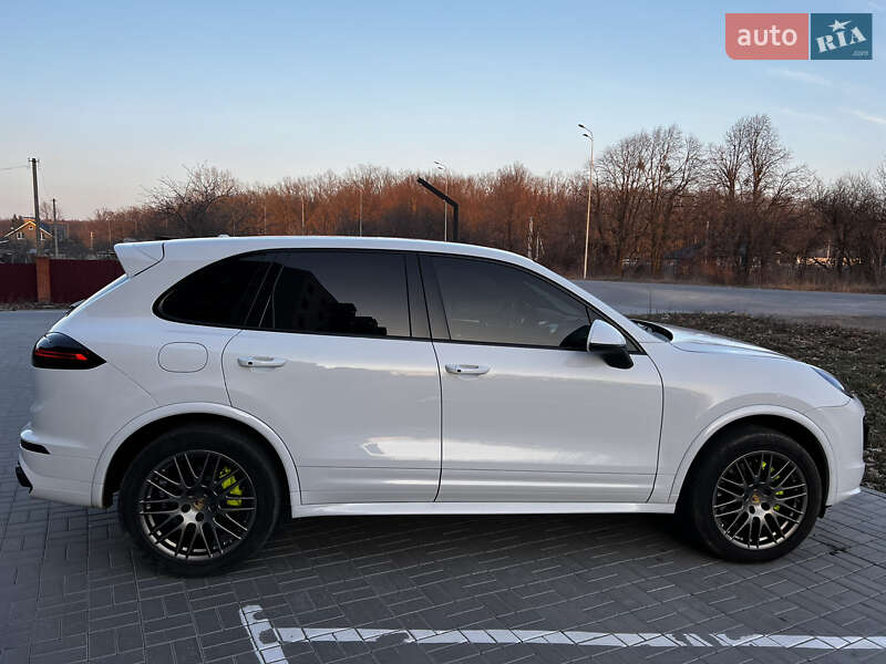 Позашляховик / Кросовер Porsche Cayenne 2017 в Вінниці