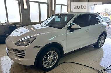 Позашляховик / Кросовер Porsche Cayenne 2013 в Києві