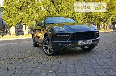 Внедорожник / Кроссовер Porsche Cayenne 2010 в Черкассах