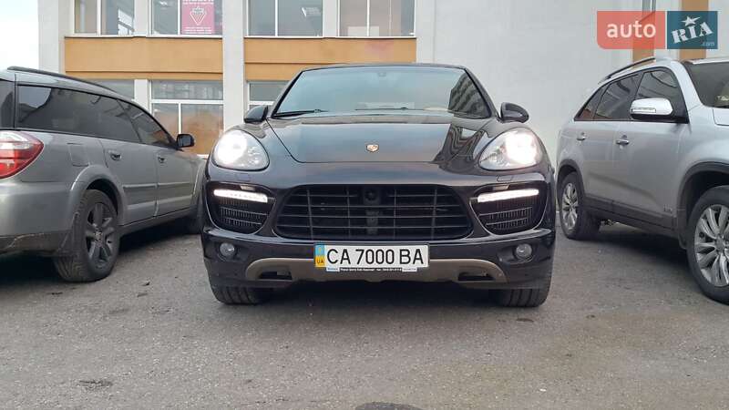 Позашляховик / Кросовер Porsche Cayenne 2010 в Черкасах