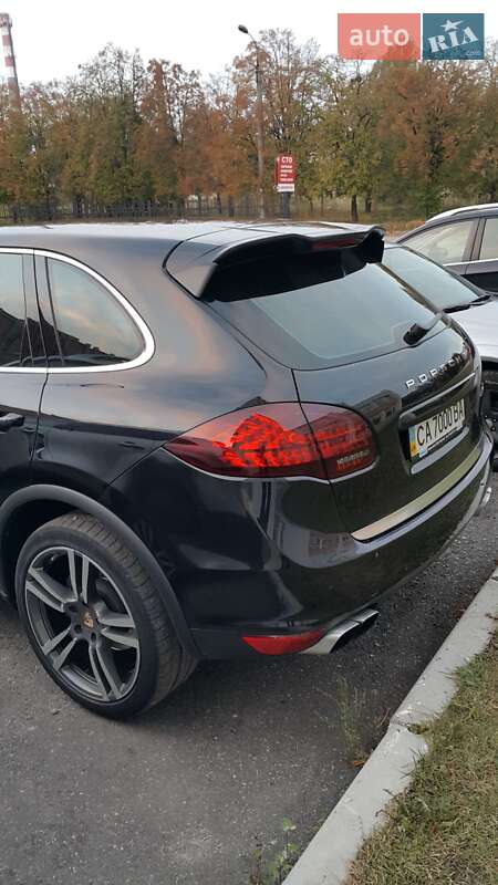 Позашляховик / Кросовер Porsche Cayenne 2010 в Черкасах