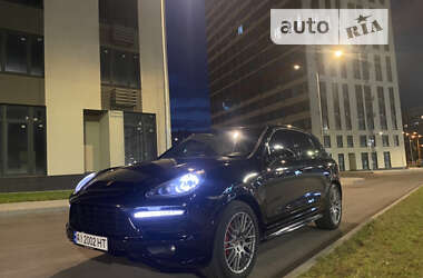 Внедорожник / Кроссовер Porsche Cayenne 2014 в Киеве