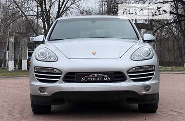 Внедорожник / Кроссовер Porsche Cayenne 2012 в Каменском