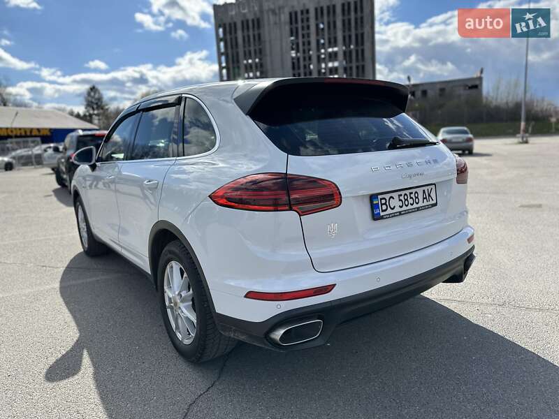Внедорожник / Кроссовер Porsche Cayenne 2016 в Львове фото 11 Внедорожник / Кроссовер Porsche Cayenne 2016 в Львове