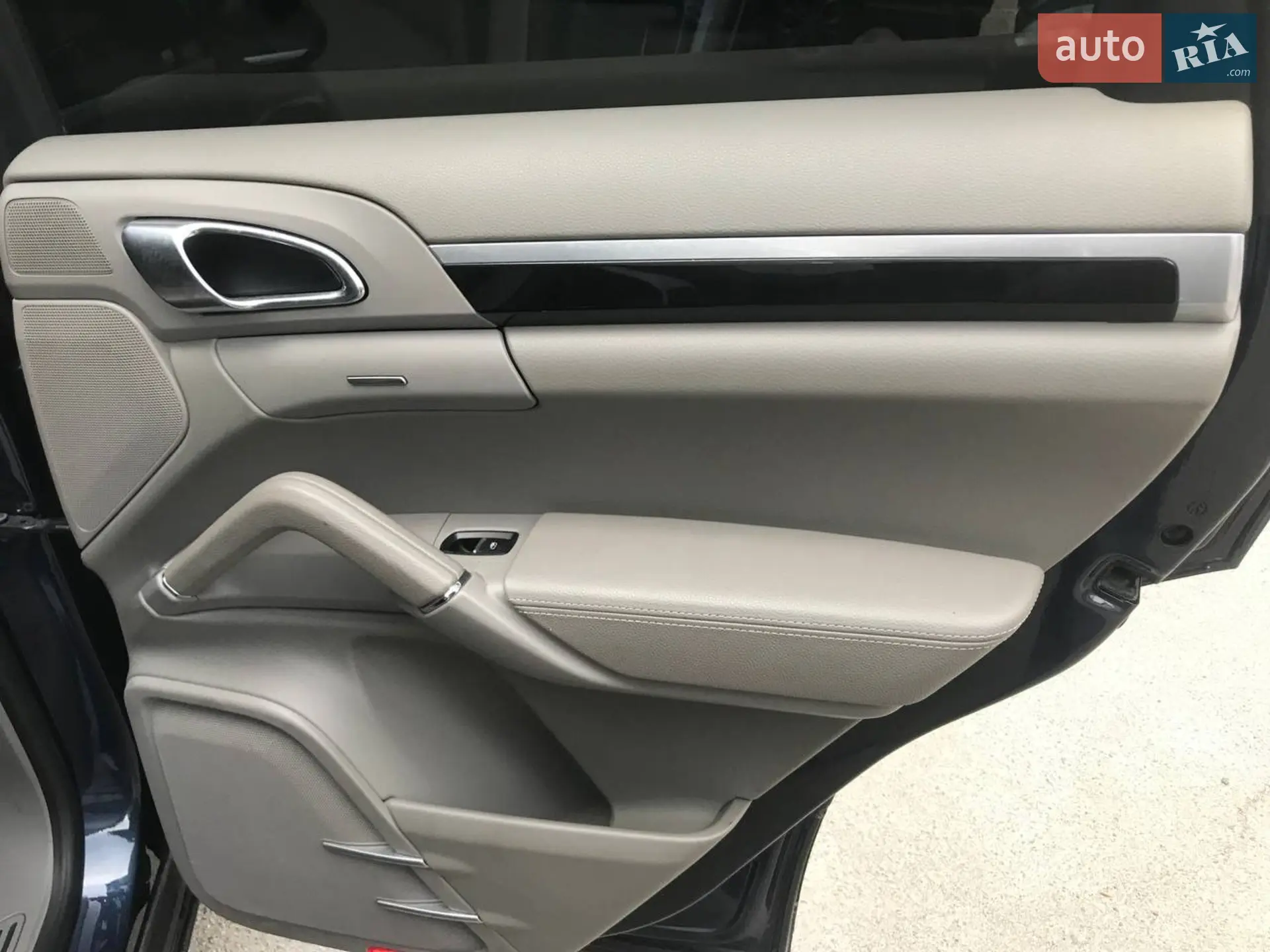 2013 Porsche Cayenne - мініатюра 16