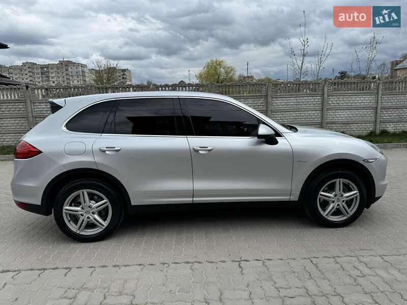 Внедорожник / Кроссовер Porsche Cayenne 2012 в Хмельницком