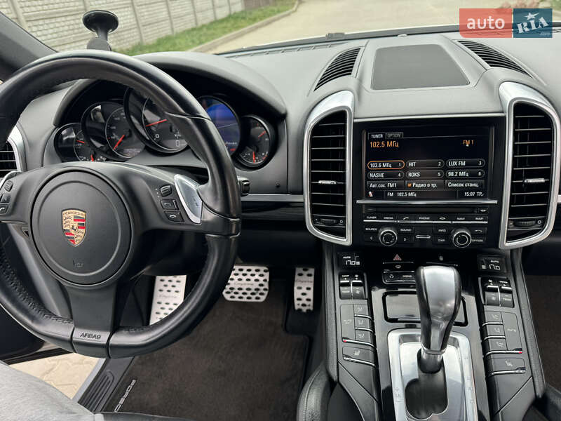 Внедорожник / Кроссовер Porsche Cayenne 2012 в Хмельницком