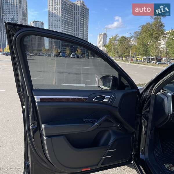 Внедорожник / Кроссовер Porsche Cayenne 2010 в Киеве фото 35 Внедорожник / Кроссовер Porsche Cayenne 2010 в Киеве