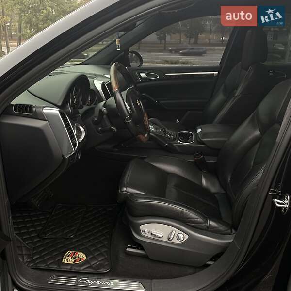 Внедорожник / Кроссовер Porsche Cayenne 2010 в Киеве фото 29 Внедорожник / Кроссовер Porsche Cayenne 2010 в Киеве