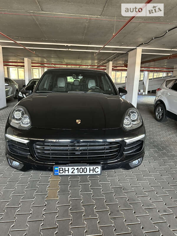 Porsche Cayenne 2016