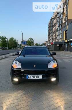 Позашляховик / Кросовер Porsche Cayenne 2004 в Івано-Франківську