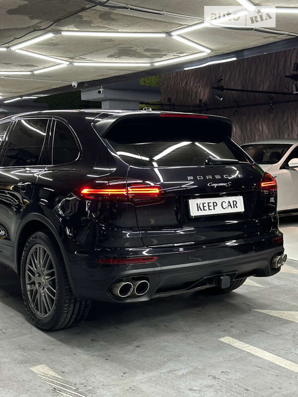 Позашляховик / Кросовер Porsche Cayenne 2014 в Одесі